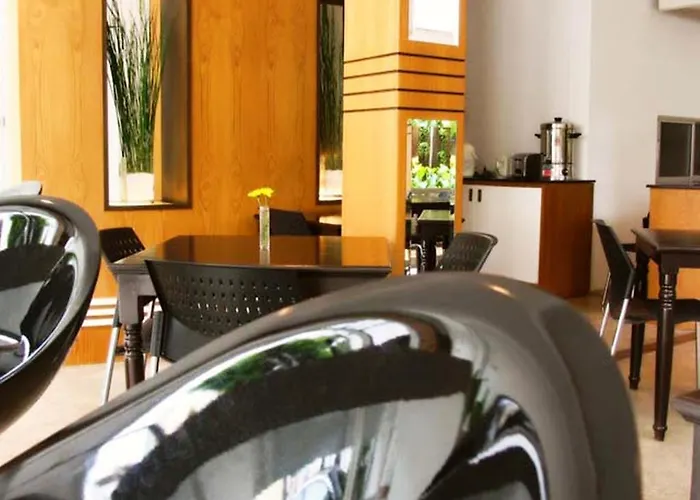 S2s Boutique Hotel